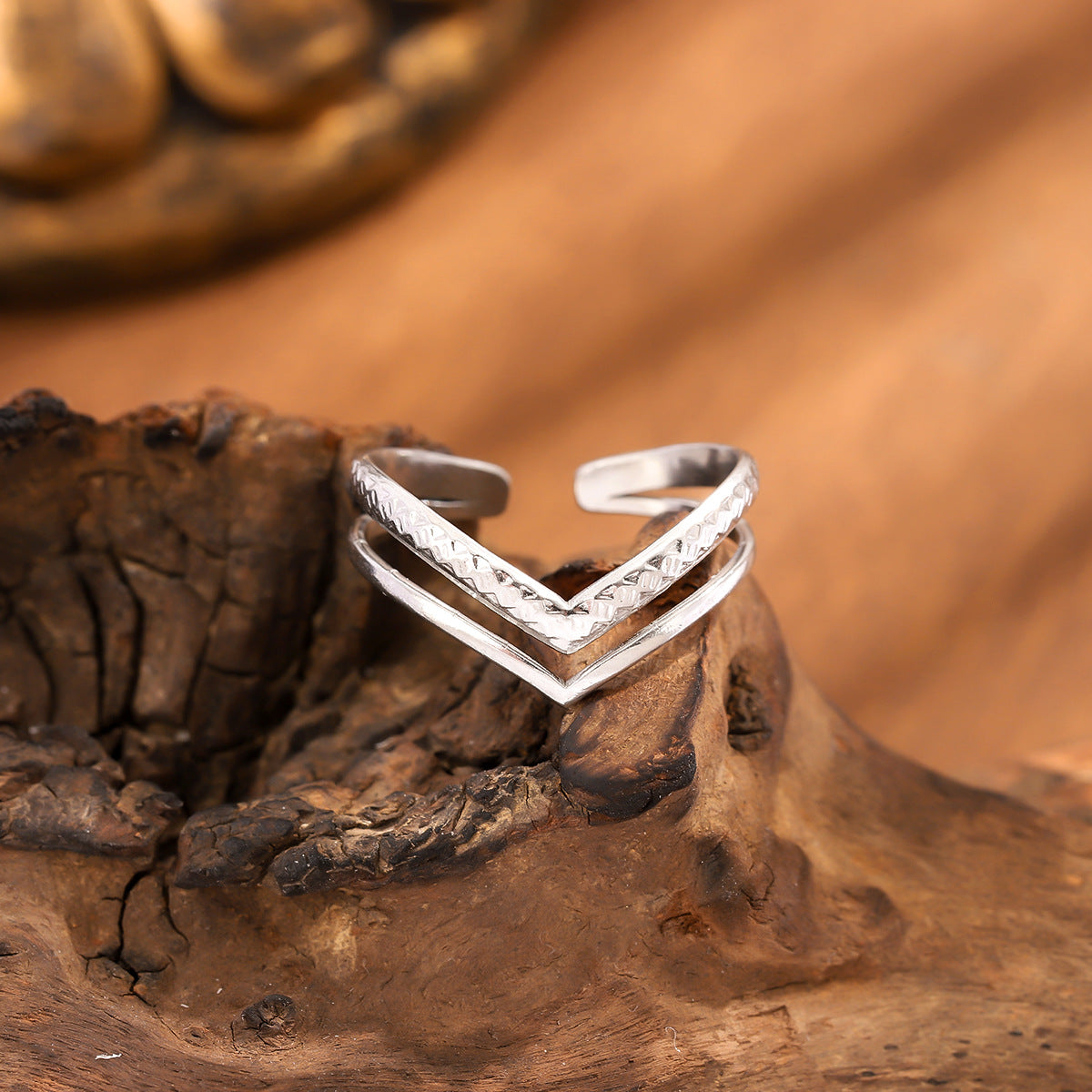 Fashion V-Shaped Ring